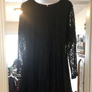Black Lace Three-Quarter Length Sleeve Dress